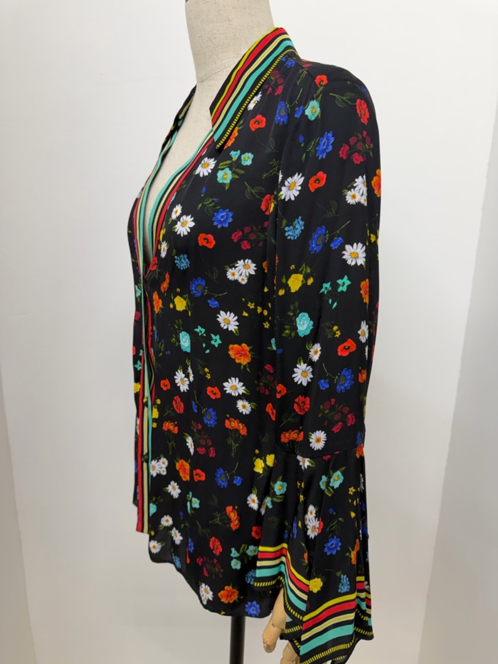 Alice + Olivia Randa Floral Print Bell Sleeve Botanical Ditsy Floral Size Medium - Picture 11 of 16